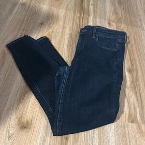 American Eagle - Size 12 R
